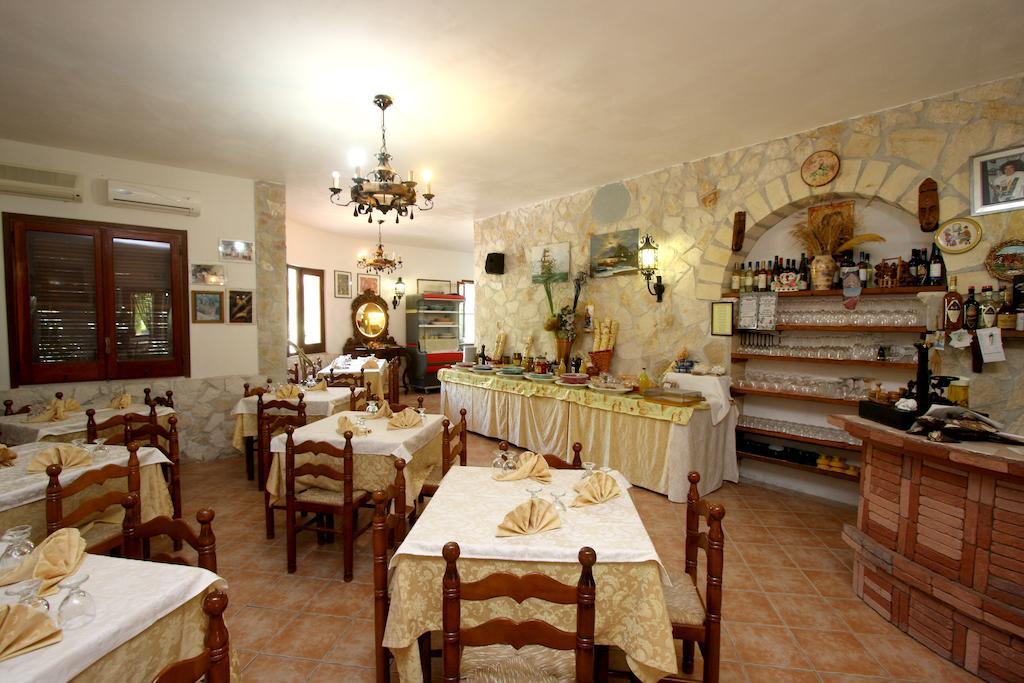 Agriturismo Da Mauro เวียสเต ภายนอก รูปภาพ